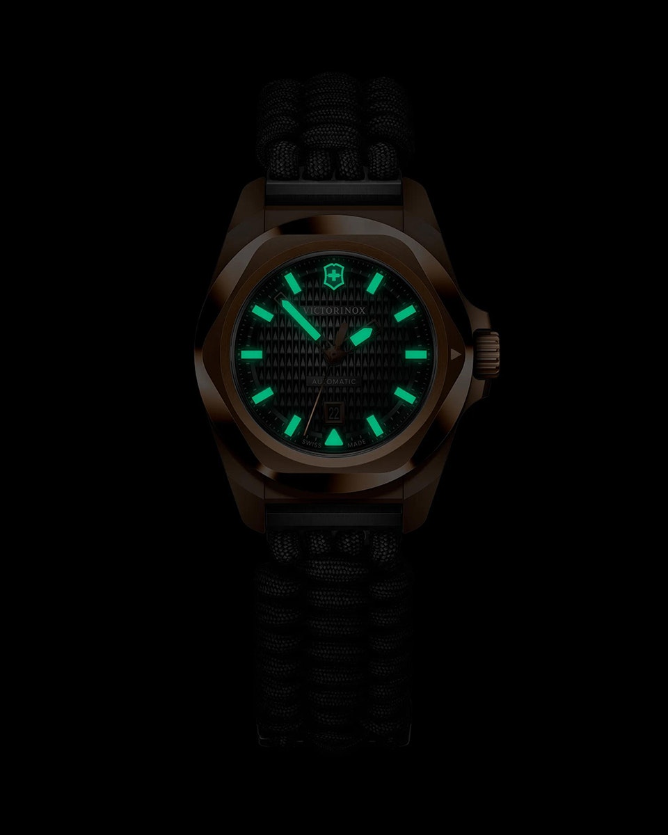 Victorinox I.N.O.X. Small Automatic - 242025.1